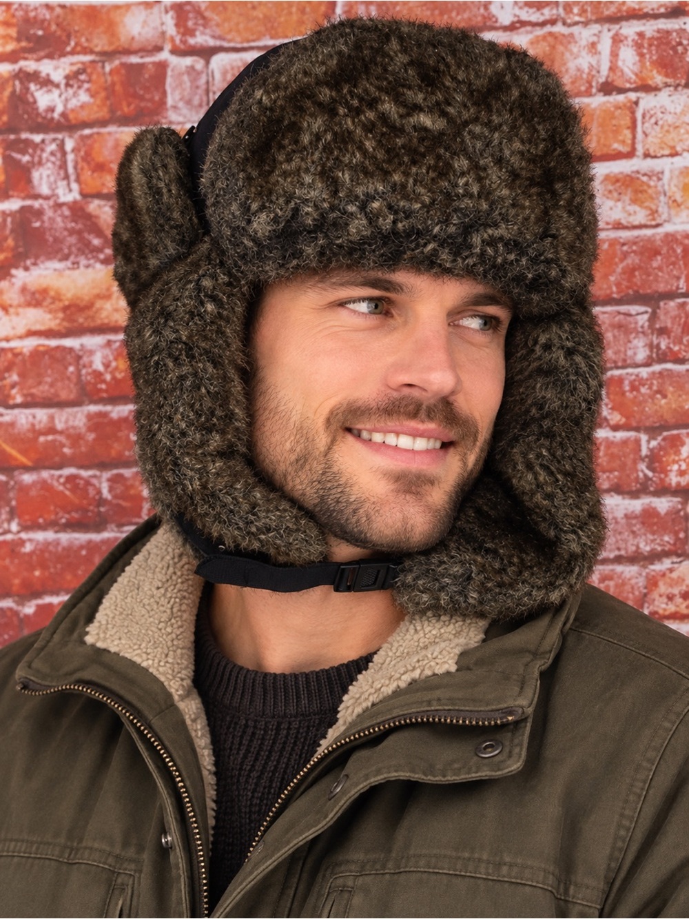 Vintage Eddie Bauer Black and Tan Quilted Faux Fur Reversible Trapper Hat